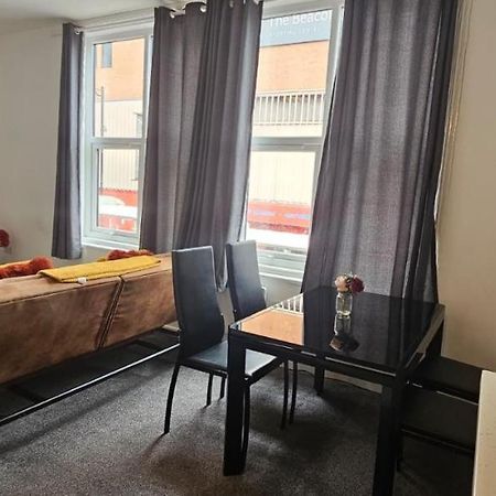City Blessed Aptm 5 With Free Parking South Shields Exterior foto